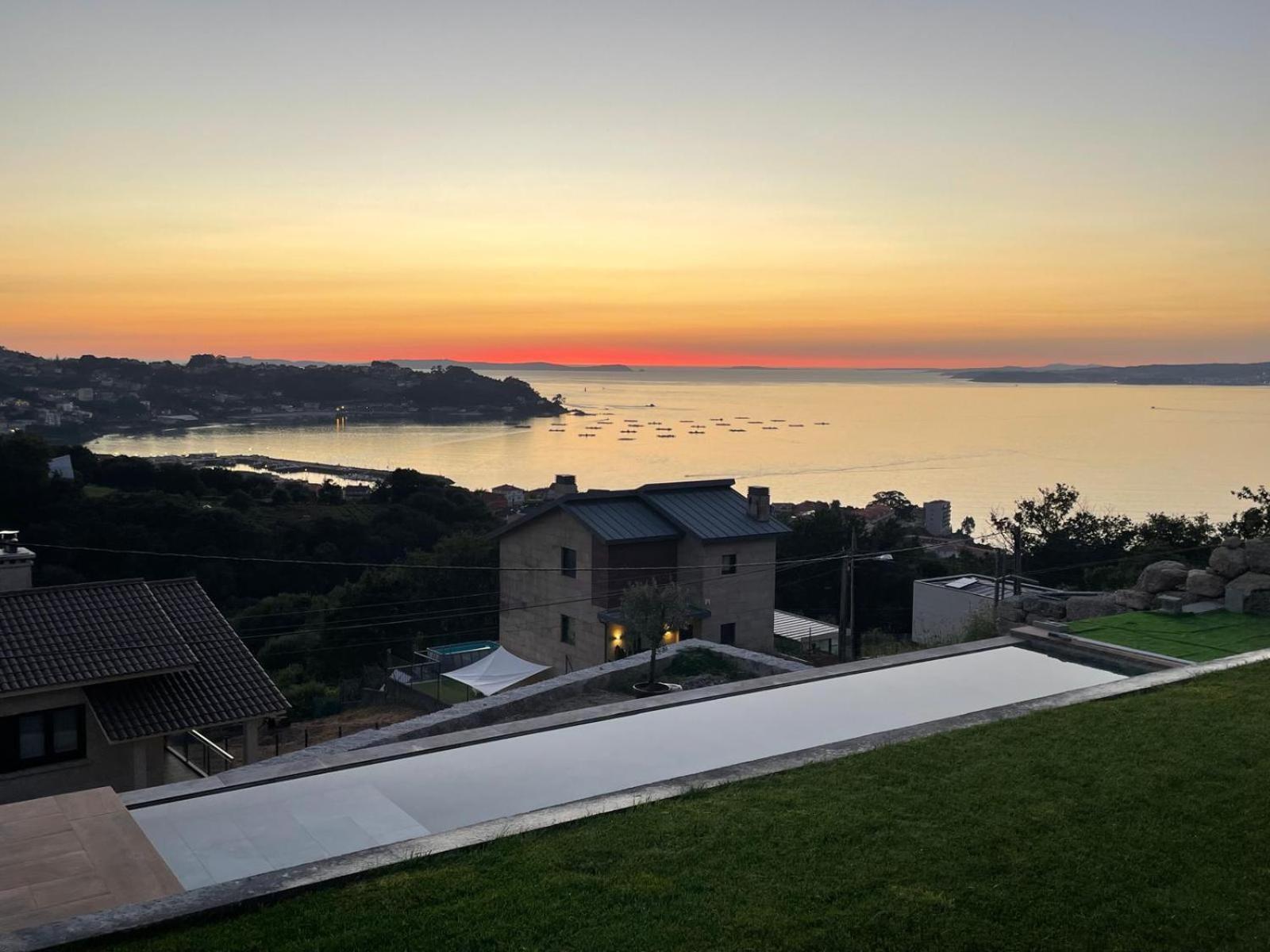 Vou Nun Bou Villa Bueu Buitenkant foto
